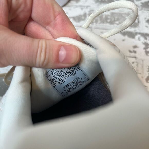 Brooks | women creamy white athletic running shoes ghost 2 max - Picture 5 of 10